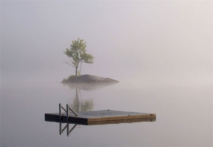 Early morning on the lake