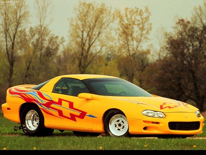 Chevrolet Camaro 1999 release.