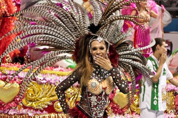Карнавал в Сан-Паулу (Carnival in Sao Paulo), Бразилия, 17-18 февраля 2012 года.