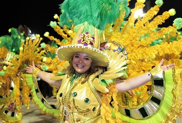 Карнавал в Сан-Паулу (Carnival in Sao Paulo), Бразилия, 17-18 февраля 2012 года.