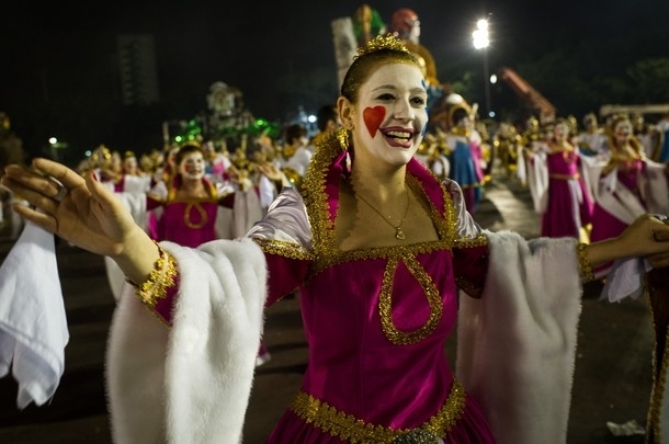 Карнавал в Сан-Паулу (Carnival in Sao Paulo), Бразилия, 17-18 февраля 2012 года.