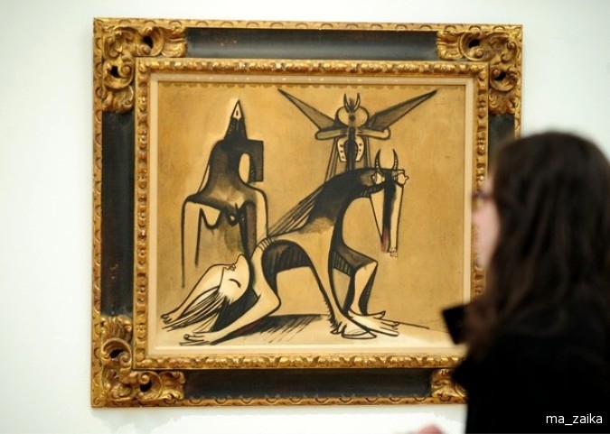 'Pour les refugies Espagnols' by Wifredo Lam. Пресс-показ латиноамериканского искусства в рамках аукциона Sotheby's в Нью-Йорке, 12 ноября 2010 года.