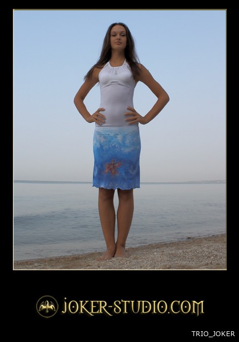 63830 ПОДВОДНЫЙ МИР ~ МОДНОЕ ЛЕТНЕЕ ПЛАТЬЕ из КОМФОРТНОГО ШИФОНА с МОРСКИМ БАТИКОМ http://www.jok.ru/ladies-romantic-dresses-fashion-clothing-batik/900-63830-underwater-world-fasion-ladies-dress-made-chiffon-fluorescent-batik-aerography-63830.html