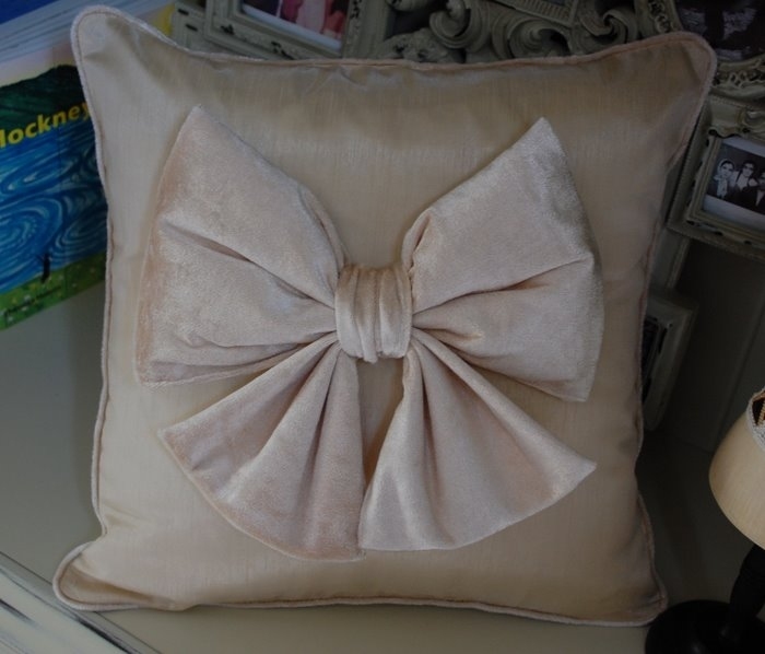 Ideas for sewing pillows.