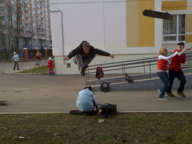  (640x480, 104Kb)