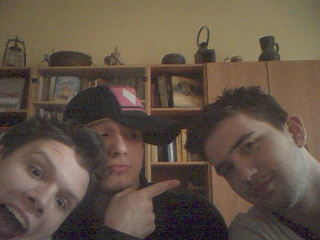  (640x480, 37Kb)