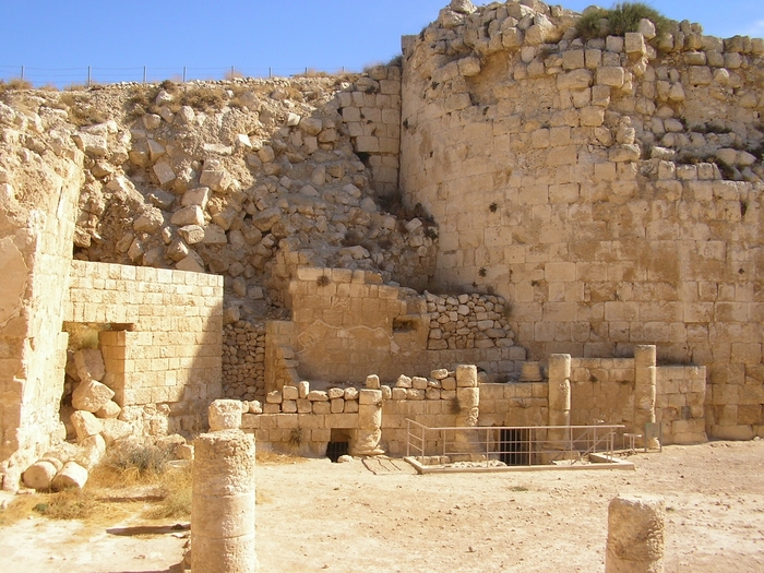 Дворец ирода великого в иерусалиме фото