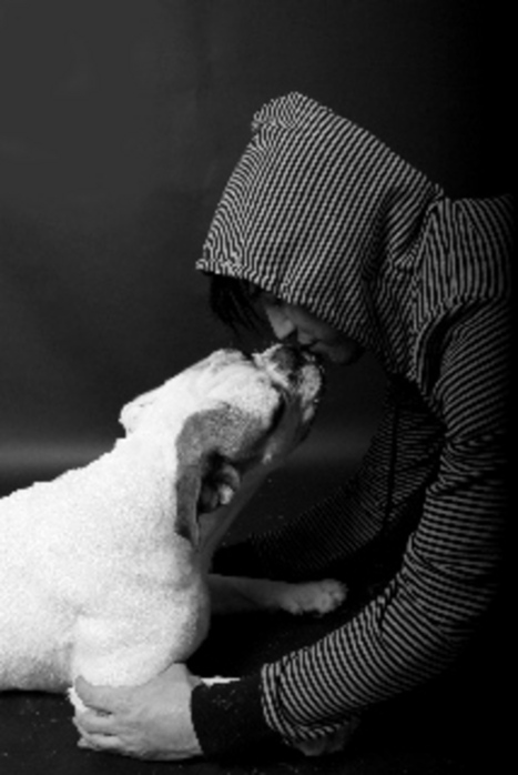 Jembrasse_mon_chien_sur_la_bouche (467x698, 82Kb)
