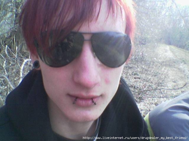  (640x480, 32Kb)
