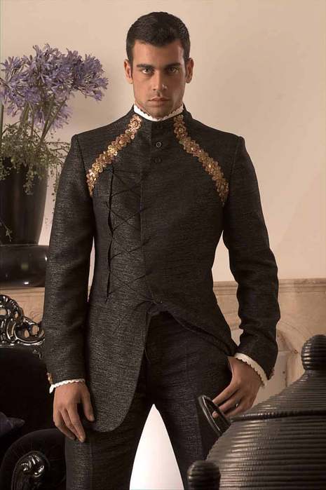 В теле молодого аристократа 1 книга. Аристократичная одежда мужская. Благородный костюм. Мужчина Аристократ. Аристократический стиль в одежде мужчины.