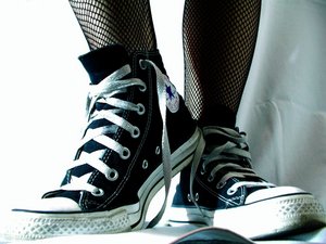 24231019_converse_by_thus (300x225, 18Kb)