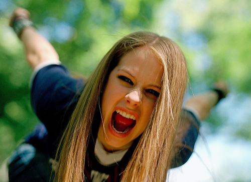 avril0026 (500x364, 26Kb)