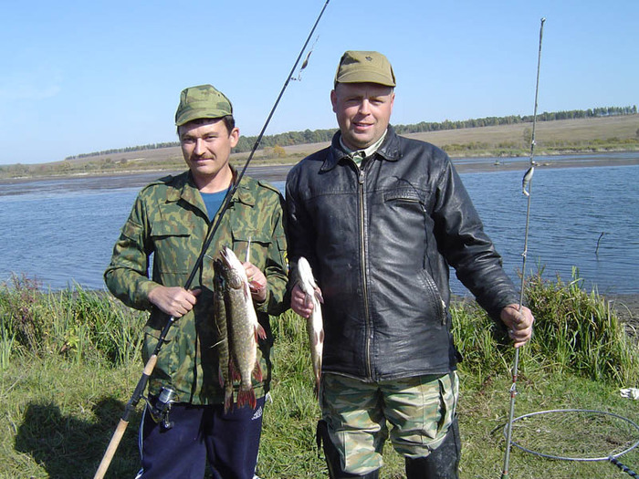 Рыбалка курская область. Рыбалка Курск река Сейм. Река Сейм Курская область рыбалка. Рыбалка на реке Сейм в Курской области. Рыбалка щука Курская область.