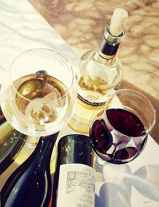 Вино помогает слушать. Вино с золотым лепестком. Вино Ялта. Вино золотой Золотоус. Вино в золотой сетке.