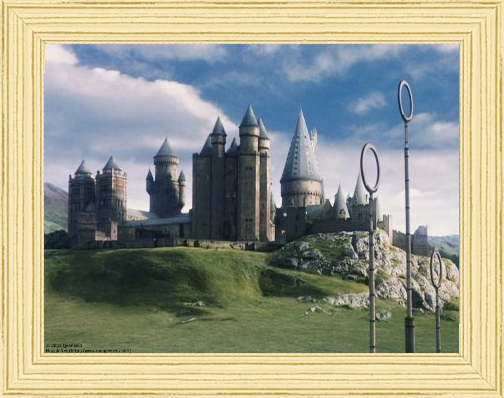 http://img1.liveinternet.ru/images/attach/b/3/28/211/28211002_hogwarts03b.jpg