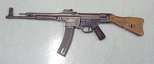 300px-Sturmgewehr_44 (300x126, 6Kb)
