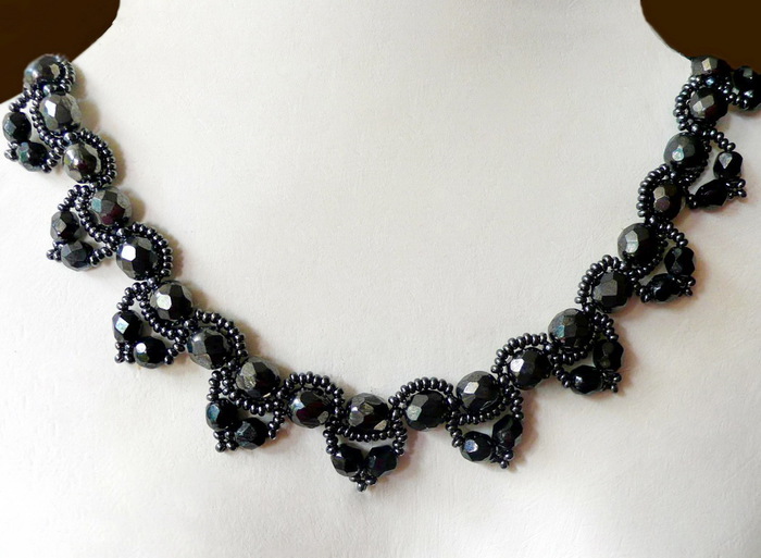 free-beading-pattern-necklace-13 (700x513, 96Kb)