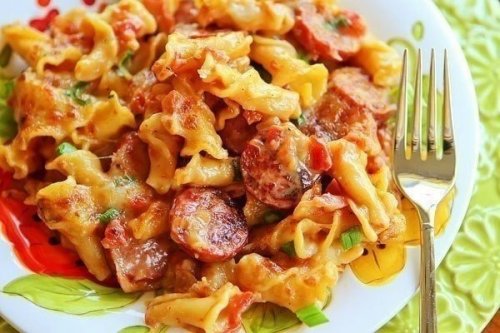 1371750749_pasta-s-pryanymi-kolbaskami (500x333, 47Kb)