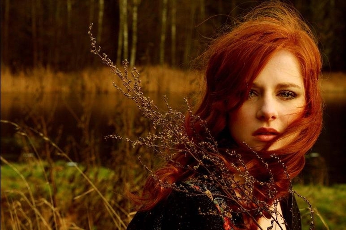 1286717319_red_haired_fall_by_mjakmysia (700x466, 236Kb)