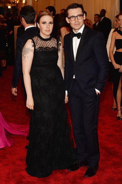 Lena Dunham, Erdem Moralioglu (395x594, 176Kb)