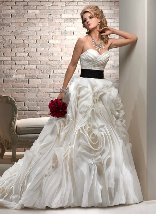 1365082574_fishnet_dress_and_shades_of_mint_wedding_fashion_2013_03 (513x700, 331Kb)