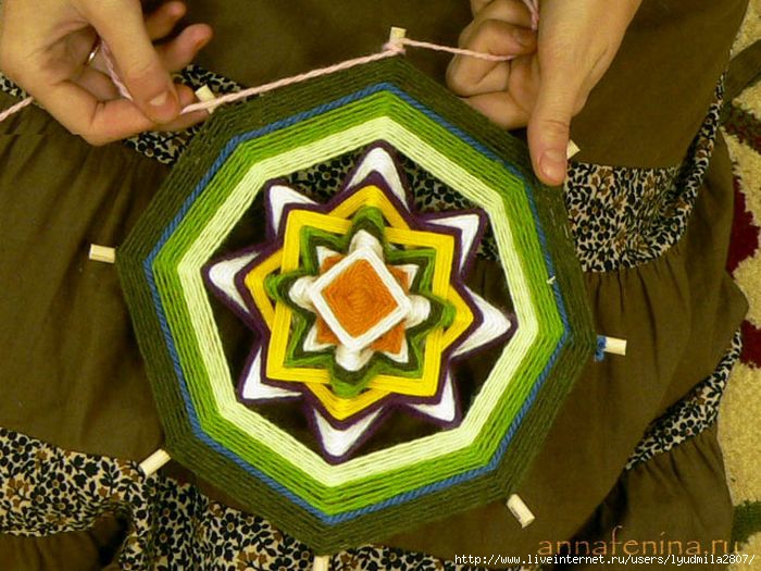 Плетение мандалы желаний из цветных ниток. Мастер-класс с пошаговыми фото