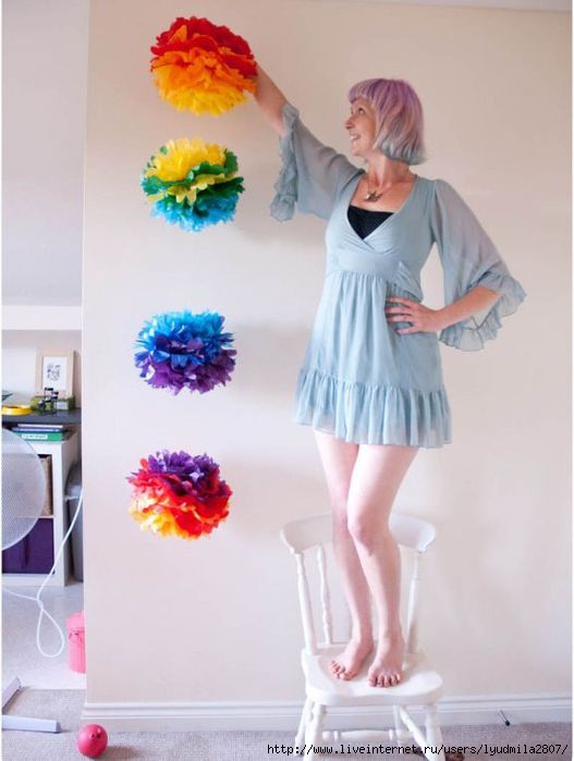 1-17-rainbow-ombre-pom-pom-diy1-576x018 (527x700, 118Kb)