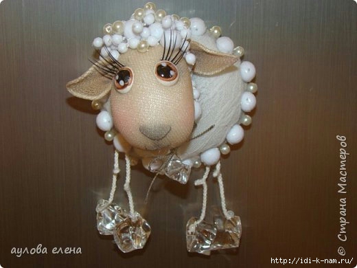 колготочные куклы овечка, как сделать овечку из капроновых колготок, символ 2015 года своими руками, Хьюго Пьюго рукоделие, 