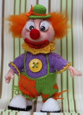 вязаный клоун, как связать клоуна, схема вязания клоуна, 