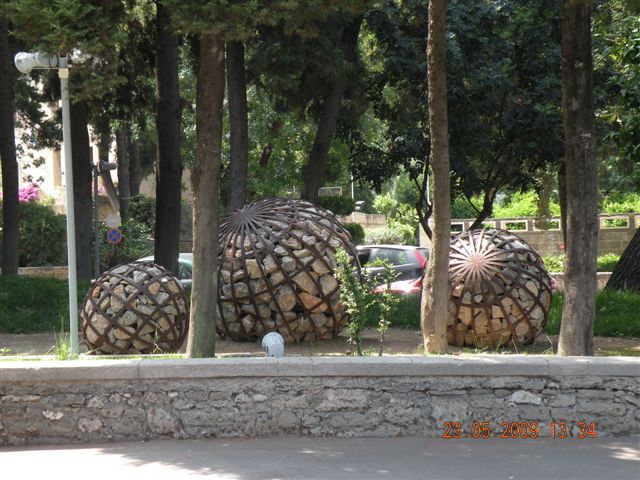  (640x480, 83Kb)