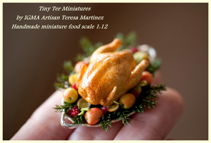 Pavo navideño Tiny Ter Miniatures- (700x473, 227Kb)