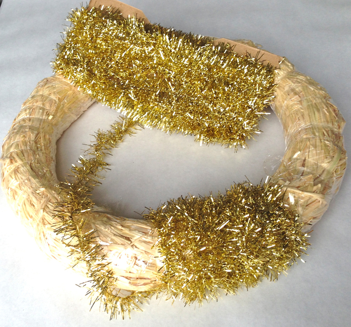 Walnut-Wreath-Wreath-Tinsel-Garland-2222 (700x651, 660Kb)