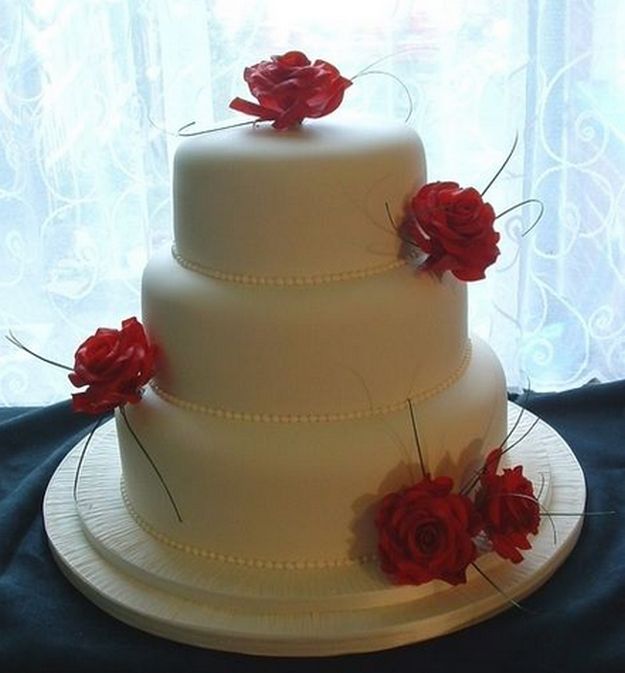 Торт с розами из мастики - 71 photo