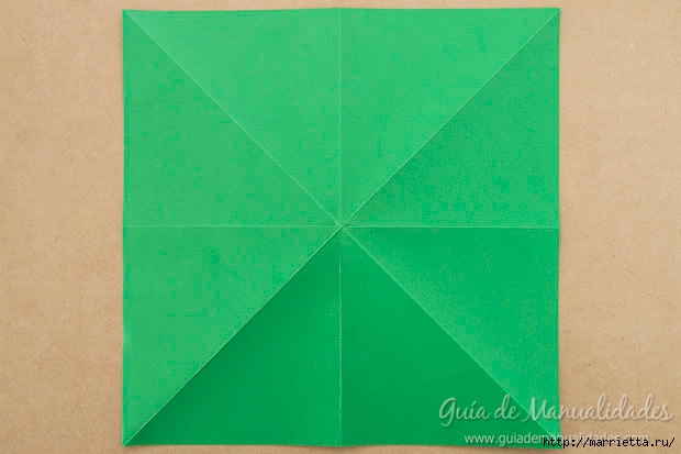 Новогодние елочки из бумаги в технике оригами (3) (620x413, 117Kb)