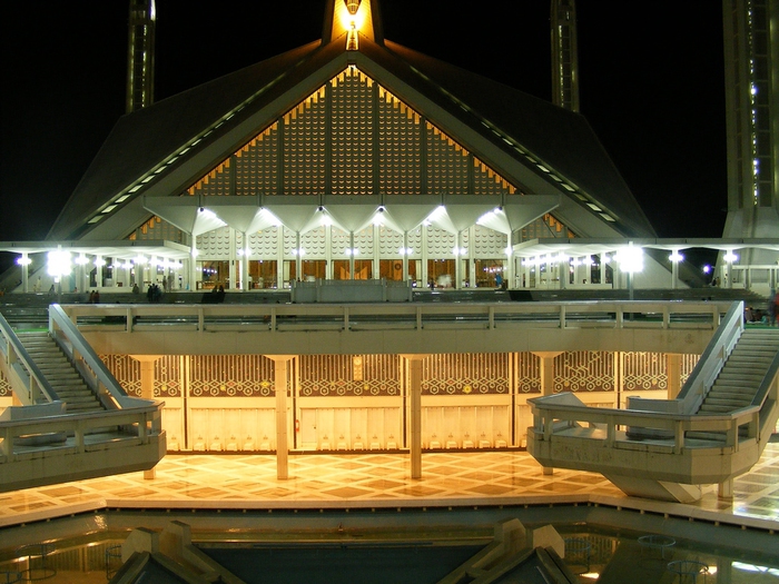 1269851453__faisal-mosque-in-lahore-pakistan-night (700x525, 272Kb)