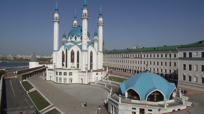 Kul-Sharfif_Mosque_Kazan_overview (700x393, 52Kb)