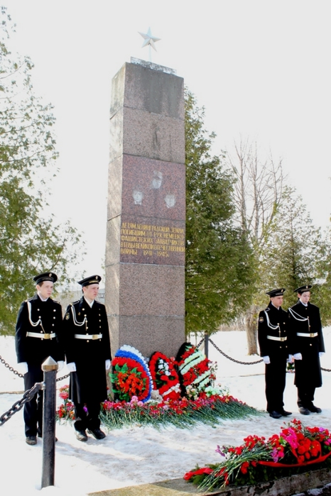 Фото памятника детям донбасса