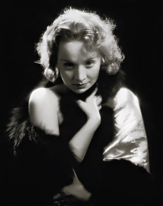 3455057_marlene_dietrich_ (554x700, 159Kb)