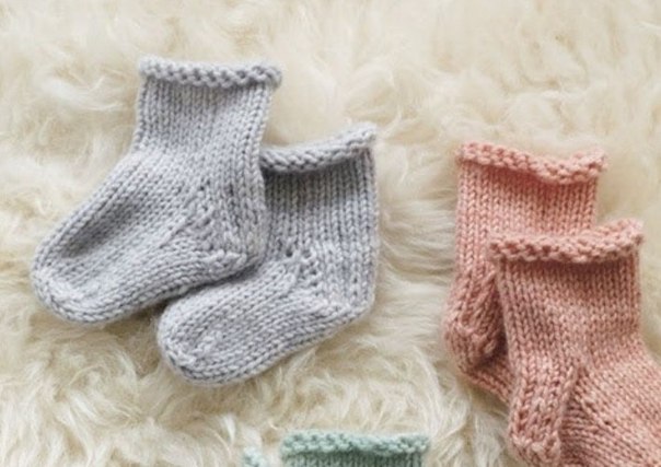 Носки спицами для новорожденных