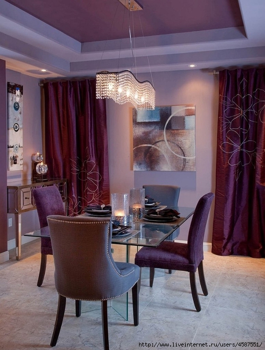 Drapes-and-ceiling-in-purple-bring-an-air-of-luxury-to-the-room (528x700, 268Kb)