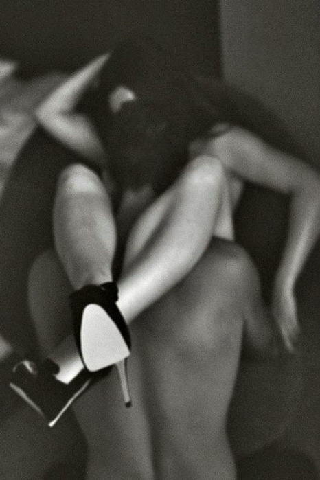 Черно Белые Эротические Фото Куни.