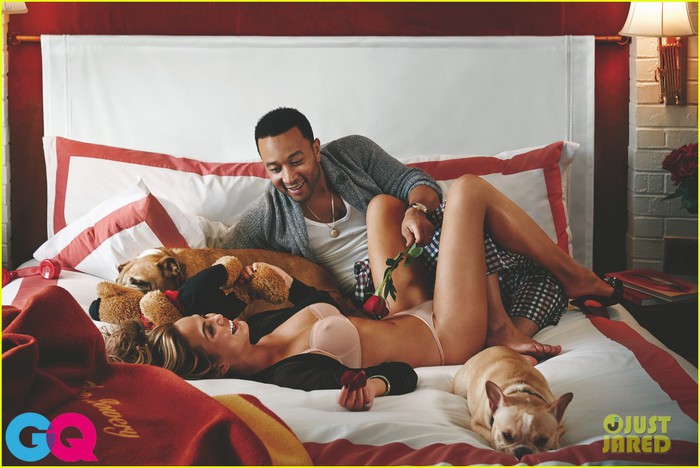 john-legend-chrissy-teigen-pose-for-super-sexy-gq-spread-04 (700x468, 83Kb)