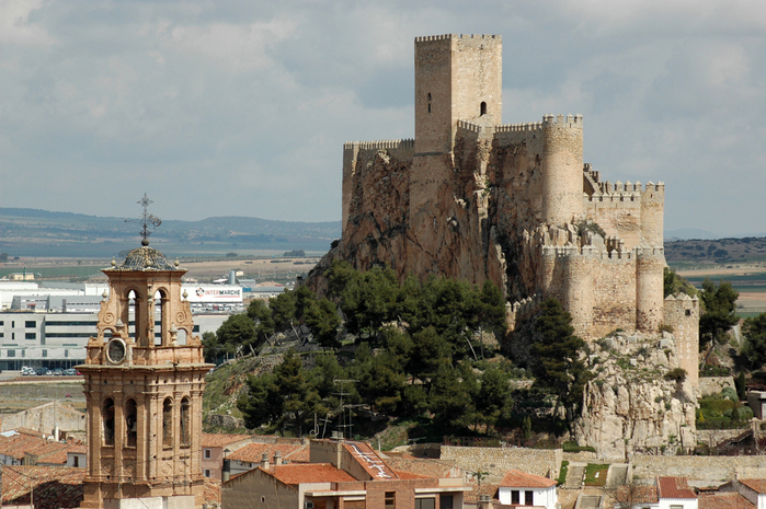 castillo-de-almansa (700x465, 363Kb)