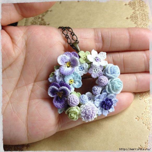 Маленькие цветы крючком: букет из нитей