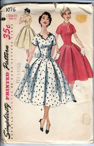 vintage_1950s_dress_full_pleated_skirt_simplicity_1076_bust_34_70d40451 (1) (323x500, 163Kb)