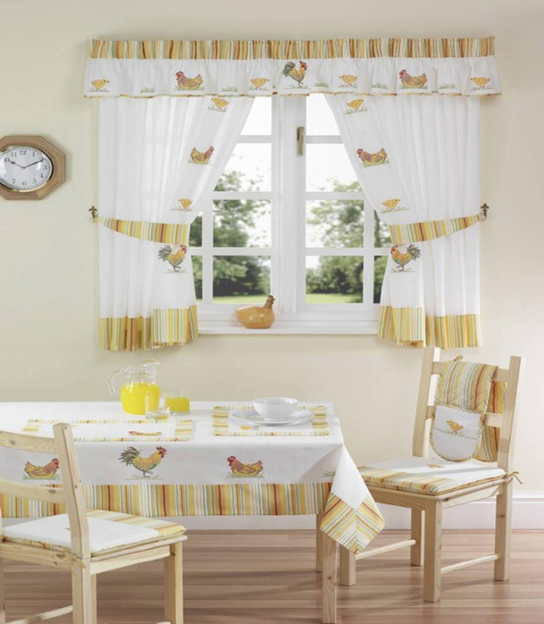 cute-farm-theme-dining-room-with-wooden-dining-set-displaying-rooster-hen-pattern-curtains-and-valance (610x700, 306Kb)
