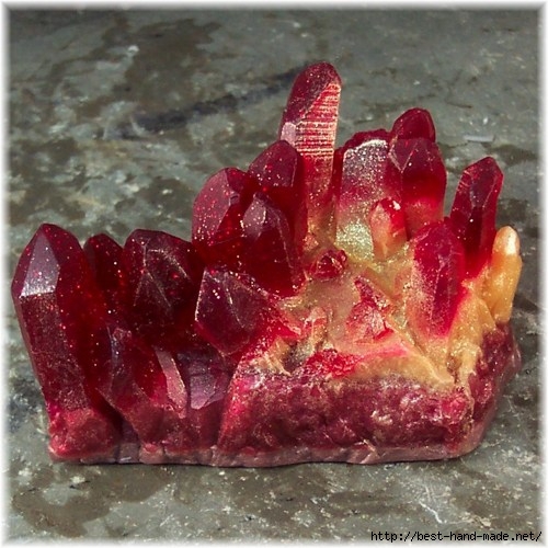 ruby_soap_rock_gemstone_tall_crystal_stone_with_gold_highlights_a47a64fe (500x500, 182Kb)