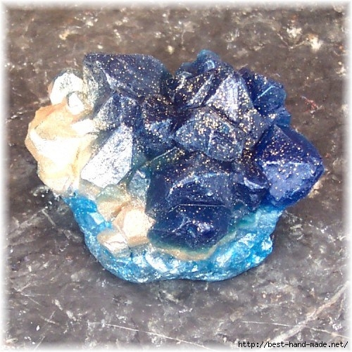 soap_rocks_sapphire_gemstone_crystal_shaped_deep_blue_and_gold_bcc933d4 (500x500, 210Kb)