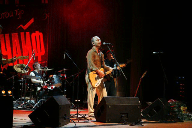 p-703-src (640x427, 129Kb)