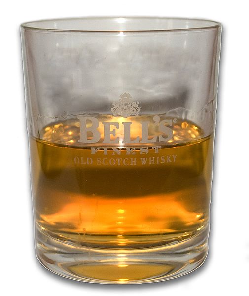 505px-Glass_of_Bell%27s (505x600, 35 Kb)